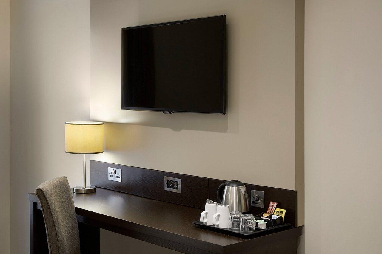 Premier Inn Leeds Headingley Bagian luar foto